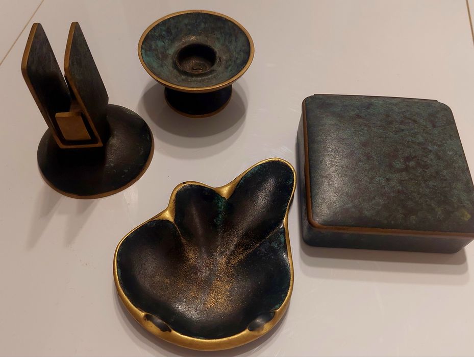 Mosiężny zestaw na biurko, komodę