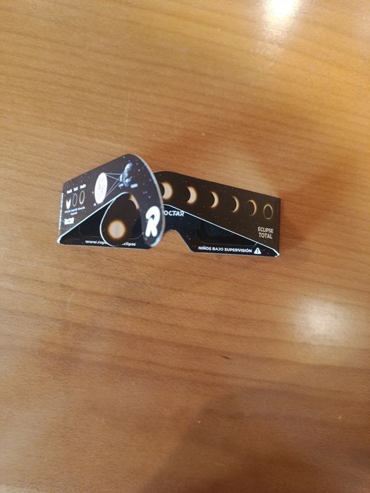 Óculos eclipse solar