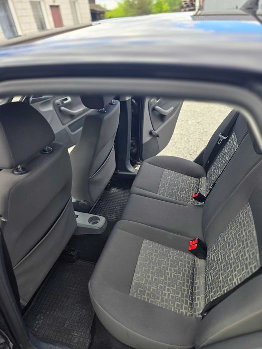 seat ibiza 1,4 zadbany, mały przebieg