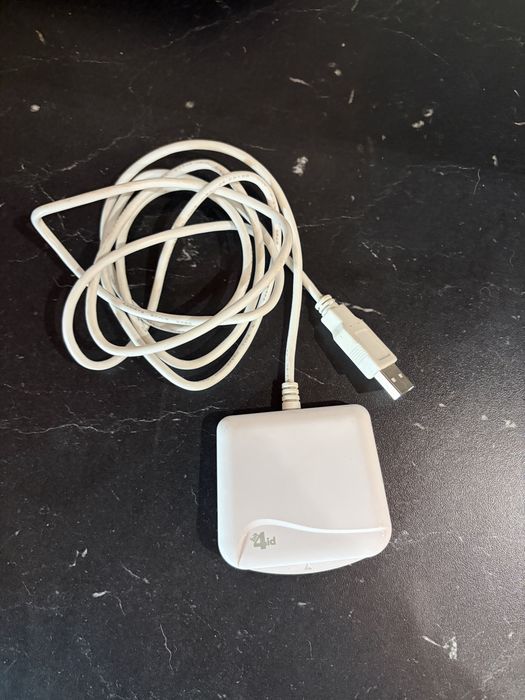 Citizen Card Reader441860427131146240