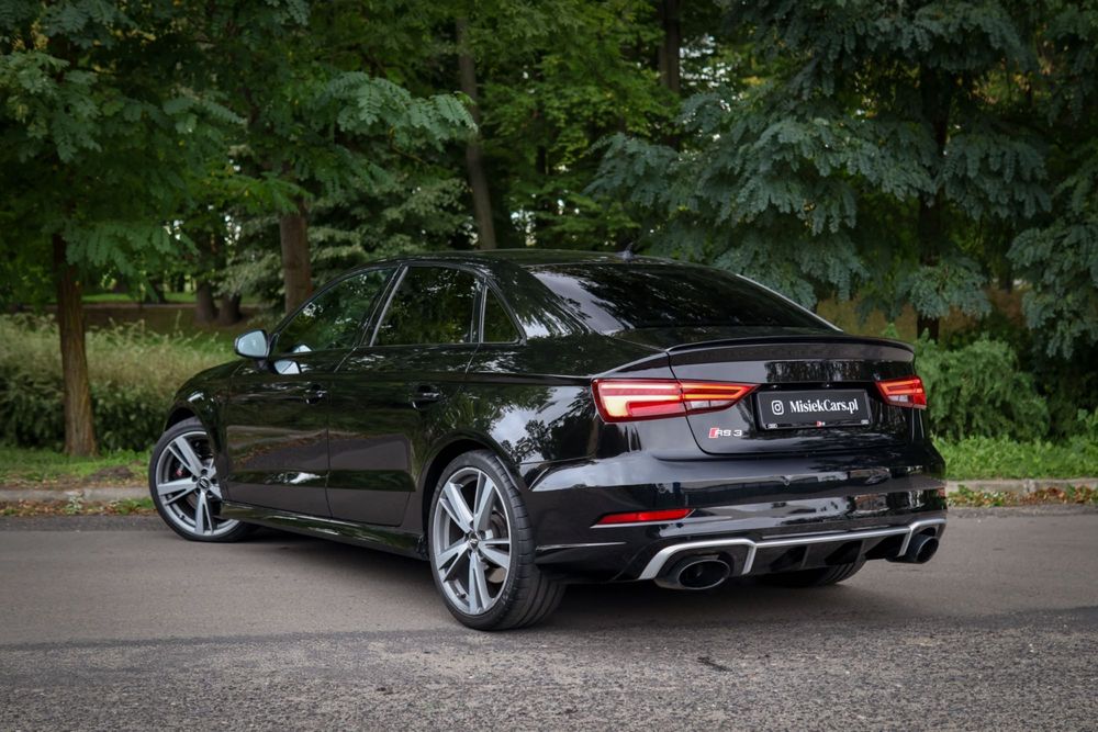 Wynajem Audi RS3 400KM wypozyczalnia aut premium najlepsze ceny okazja