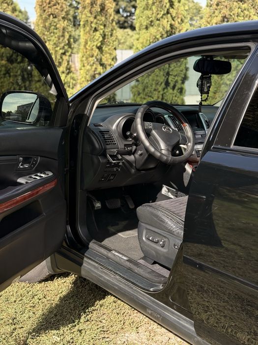 Продам Lexus RX 300