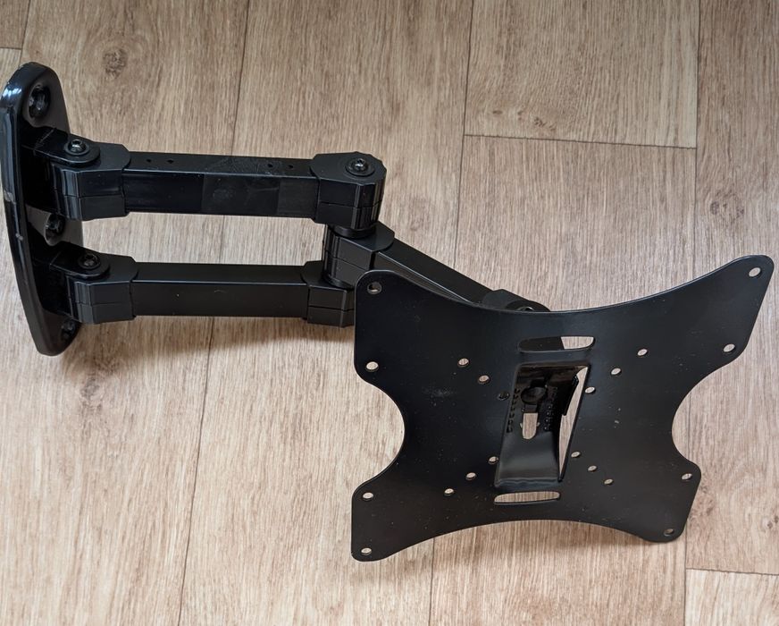 Кронштейн для телевізора кріплення на стіну