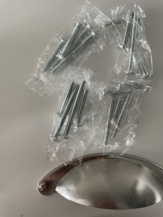 Puxadores armário prateados