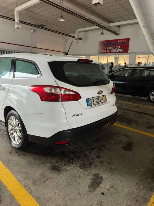 OPORTUNIDADE – Ford Focus SW 1.6 TDCi | 2012