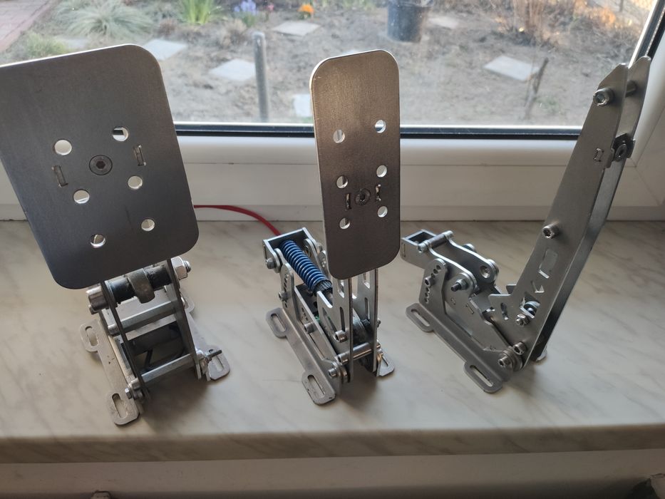 Pedały do symulatora load cell, heusinkveld