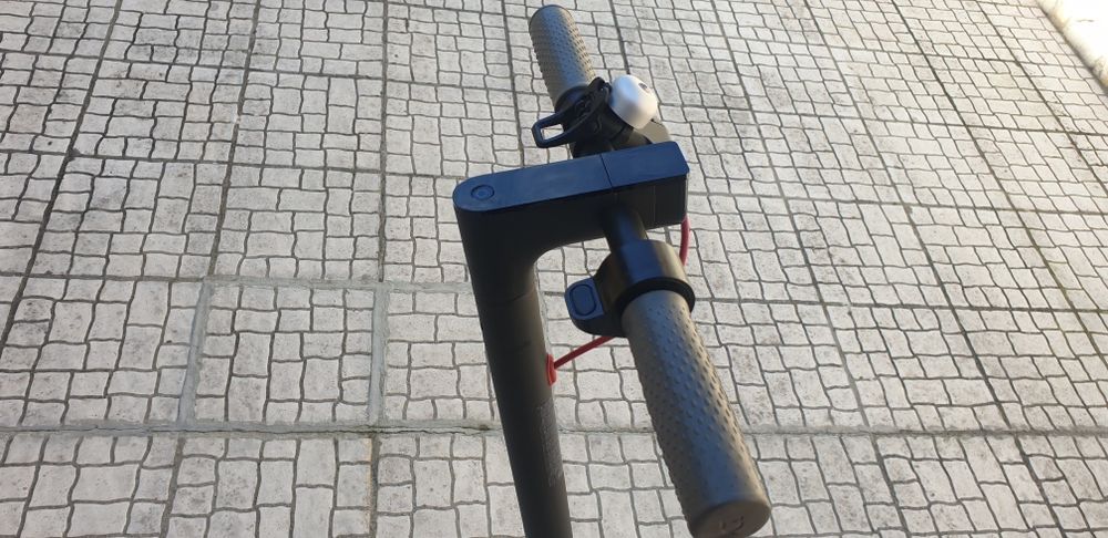 Trotinete Elétrica Xiaomi Mi  M365 branca