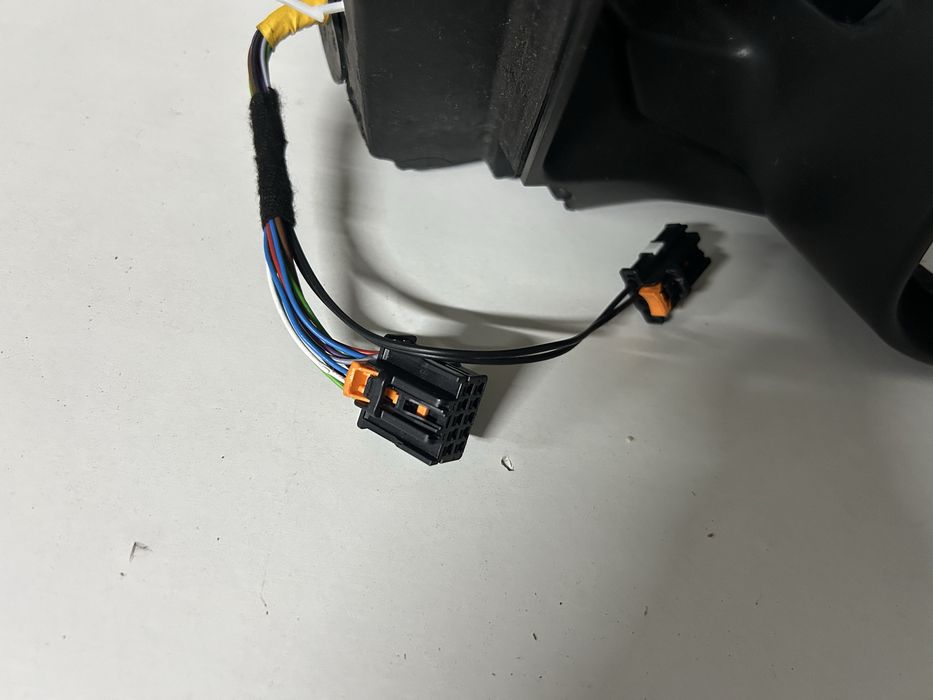 Retrovisor peugeot 2008 de 2020