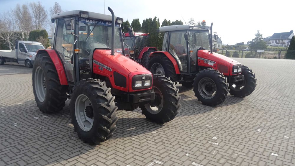 Massey Ferguson 4245 sprowadzony 4x4 2001r. mechaniczny