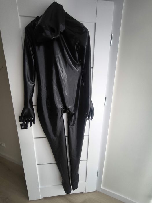 Kombinezon fullbody latex