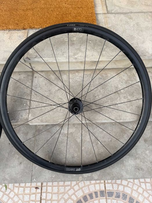 Vendo duas rodas Bicicleta Estrada DT Swiss R470