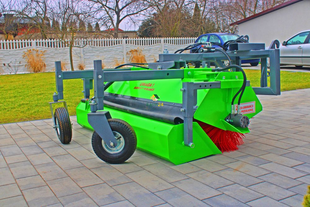 Zamiatarka do traktorka ciągnika kostki Zamiatarka drogowa hydrauliczn