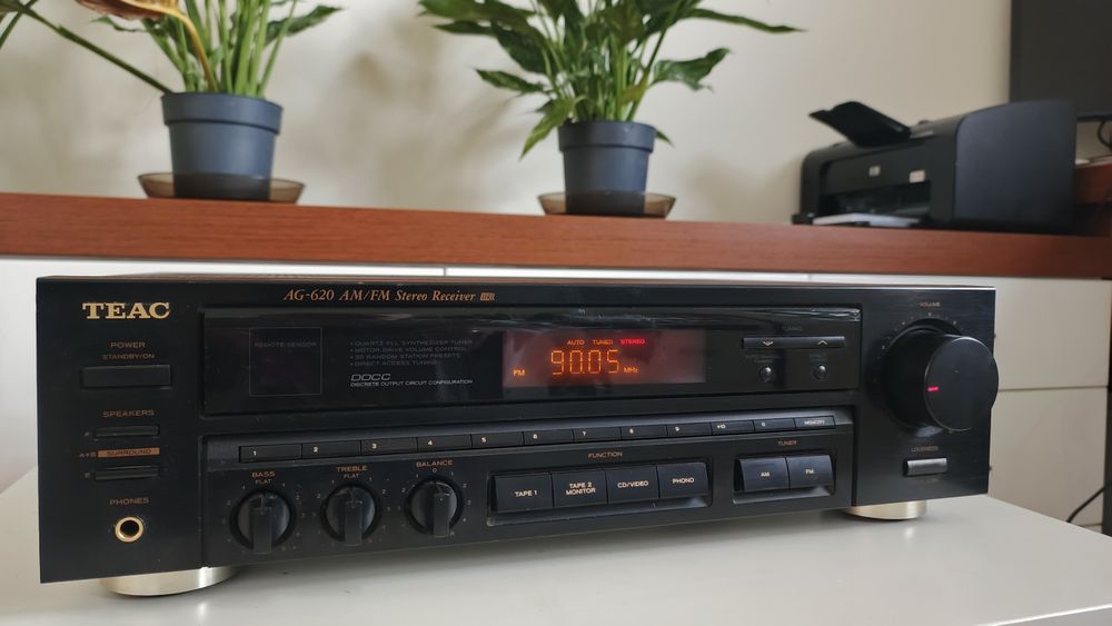 TEAC AG-620 klasyczny amplituner stereo.