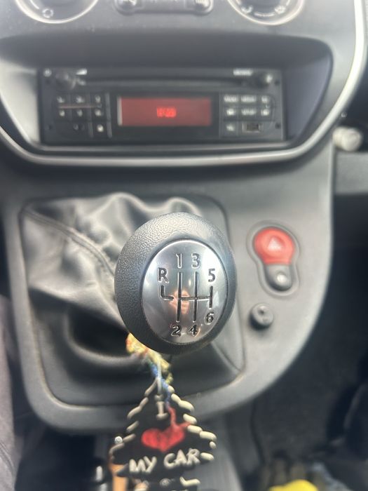 Renault kangoo 6vel iva dedutivel
