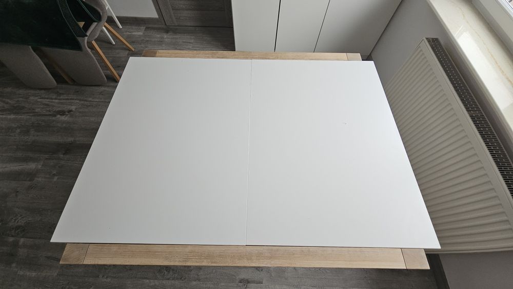 Stół rozkladany marki VOX