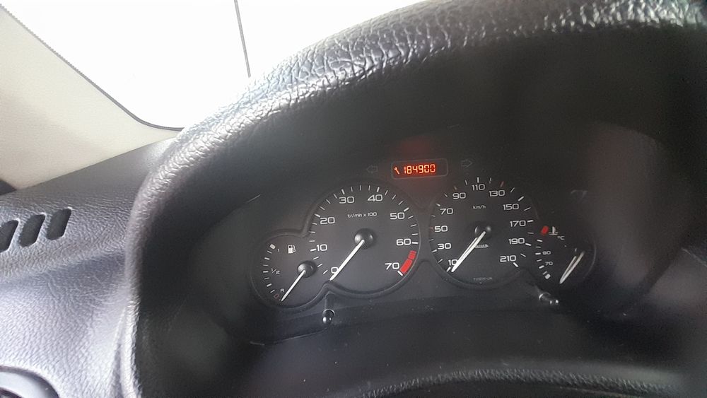 Peugeot 206, 1.1 de 2003