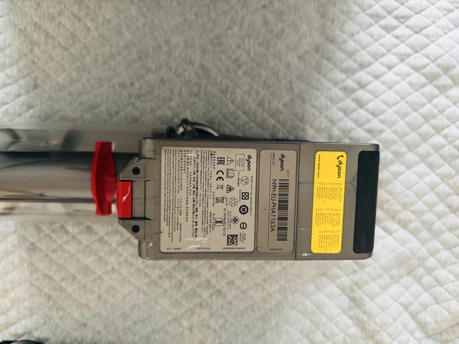 Dyson V11 Total Clean – w pełni sprawny (do wymiany bateria)