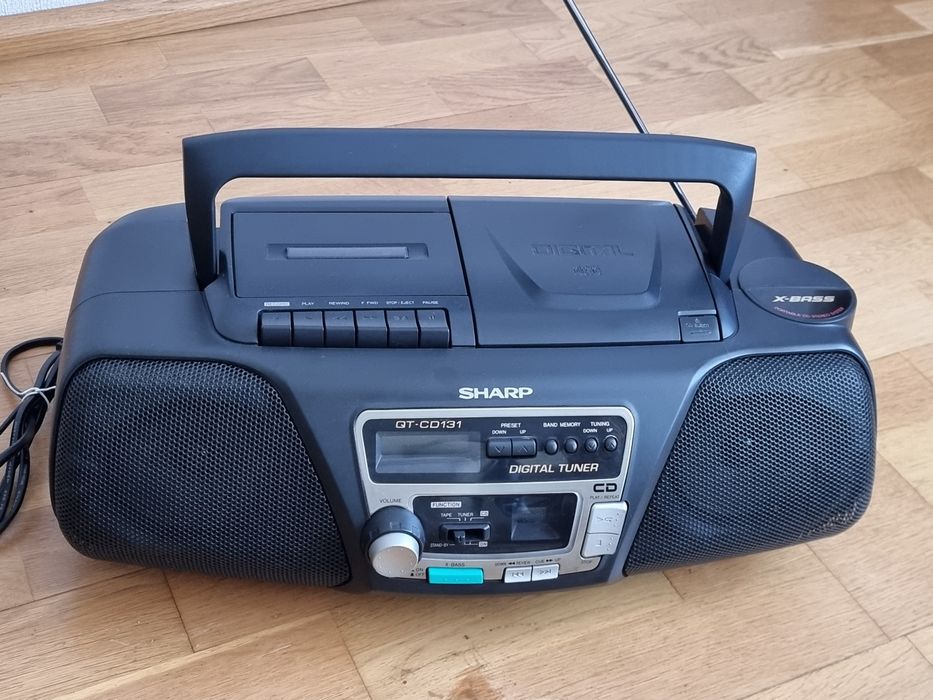 Radiomagnetofon CD SHARP