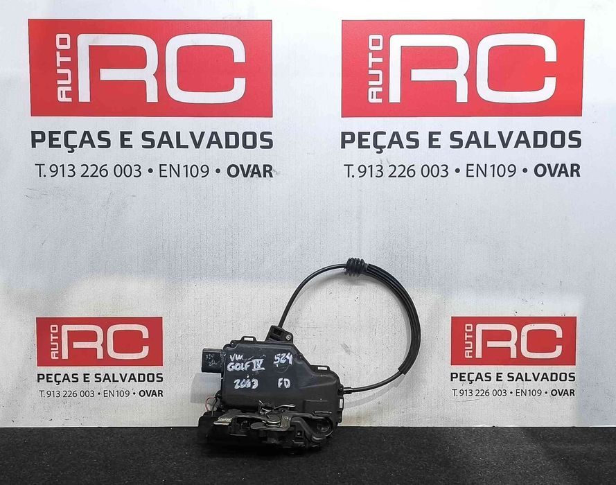 Fechadura / Fecho Porta Direito - VW GOLF IV
