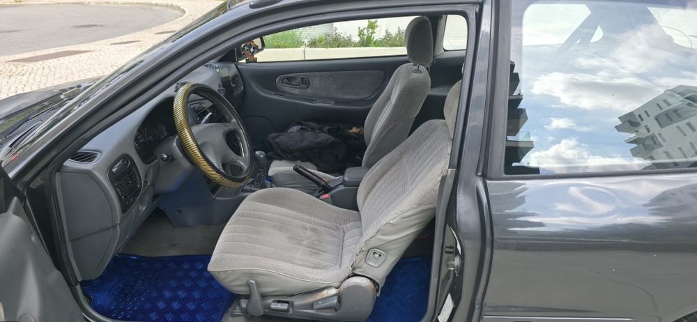 Mitsubishi colt 1.3i 1996
