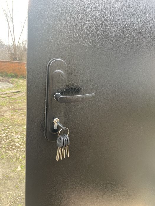 Вхідні технічні двері  оптом входные двери опт метал 1 мм