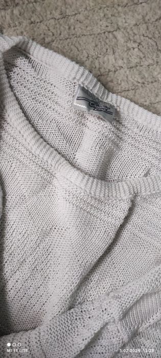 Sweter roz.      38.     .