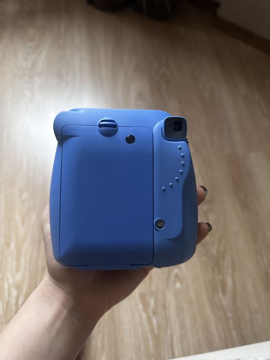 Instax mini 9 .Фотоапарат .