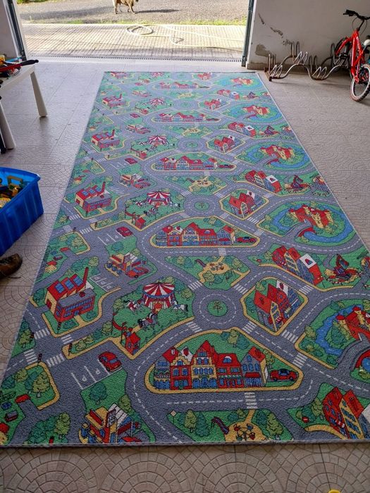 Tapete infantil com base impermeável 200x490