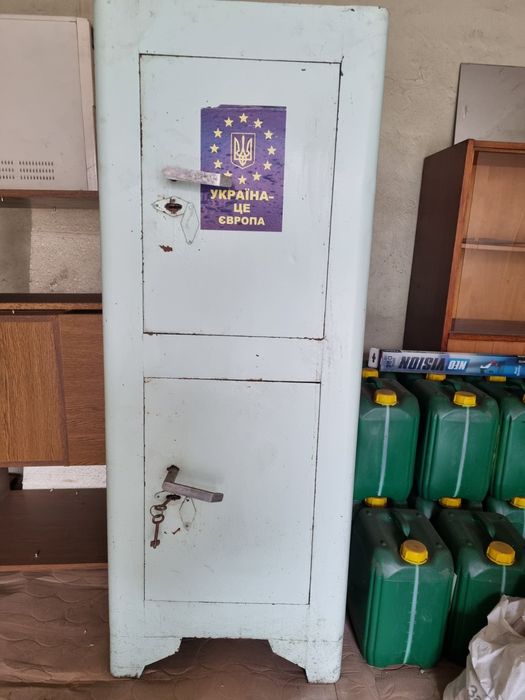 Продам Сейф Срср