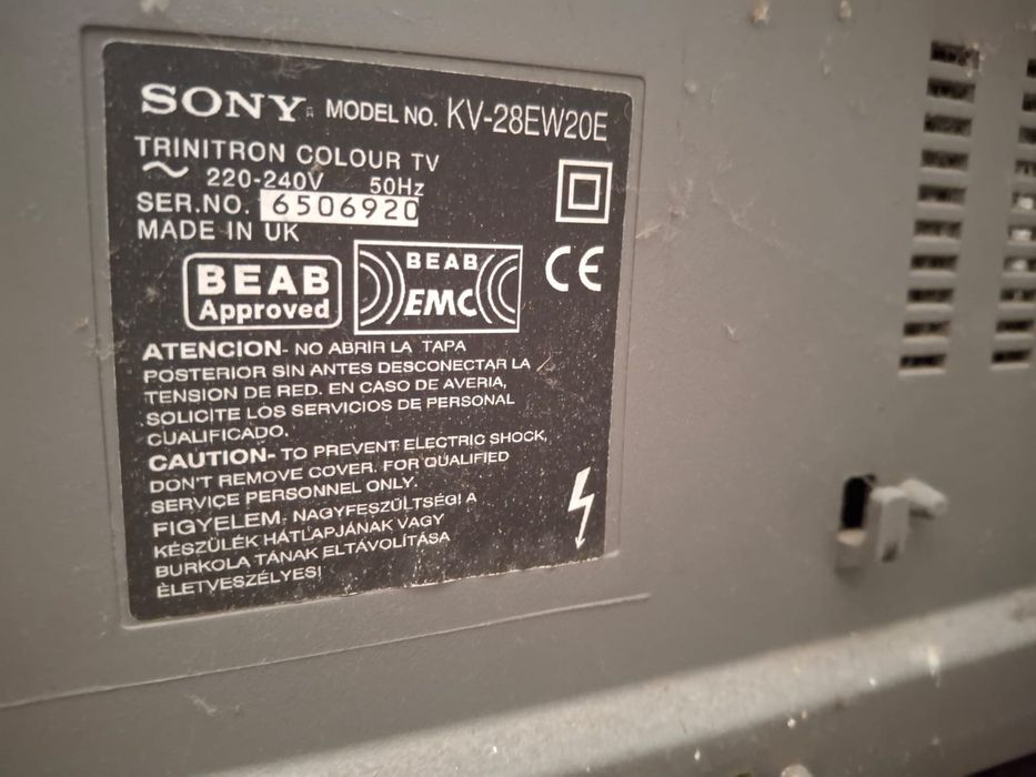TV Sony em bom estado