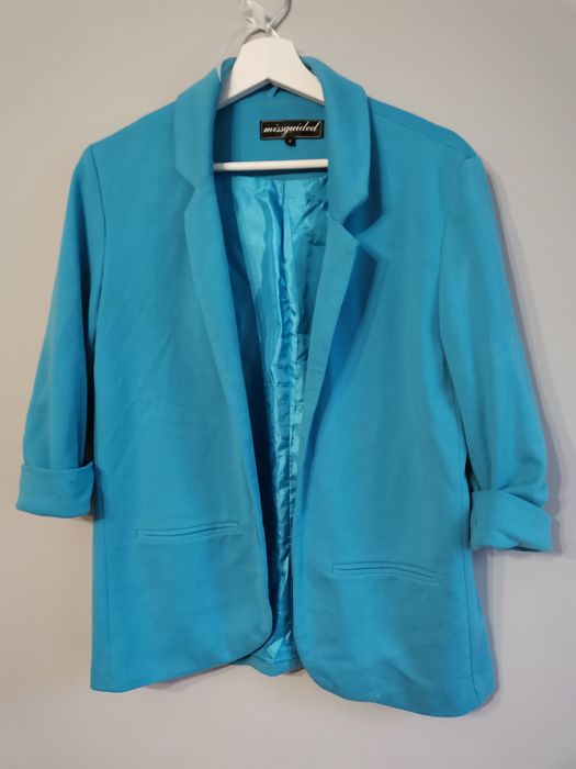 Błękitna marynarka z rękawem 3/4