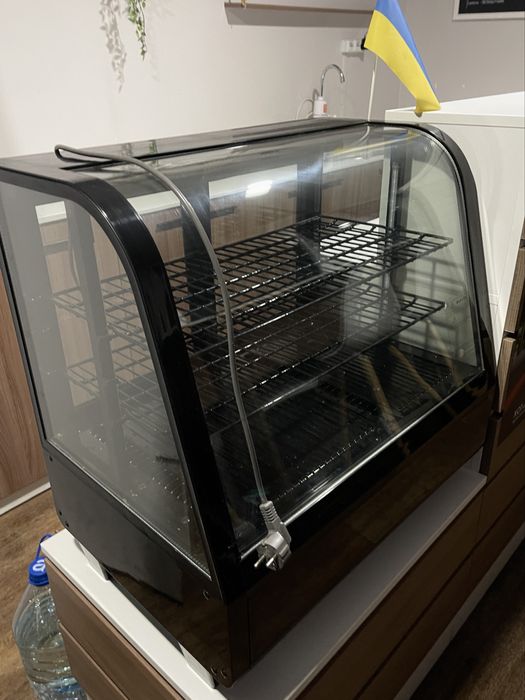 Холодильник-вітрина EWT INOX RTW-100L