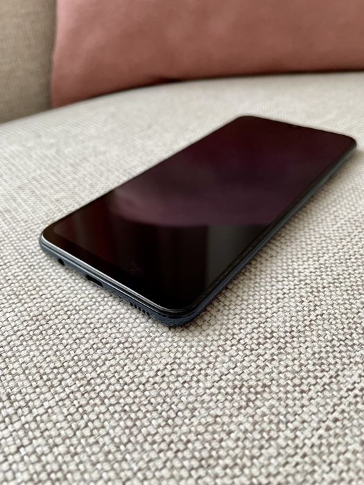 Телефон Samsung A30s
