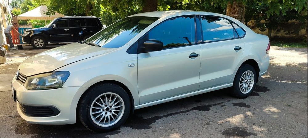 Polo sedan 2012 gas/benz ,без торгу , ціна до кінця міс