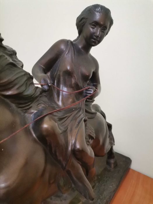 Rzeźba figuralna "Déesse à Cheval"  druga połowa XIX wieku