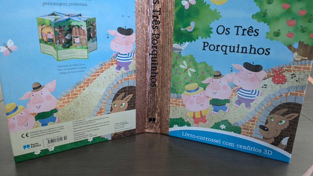 livro infantil pop up 3D carrossel de contos: OS TRÊS PORQUINHOS