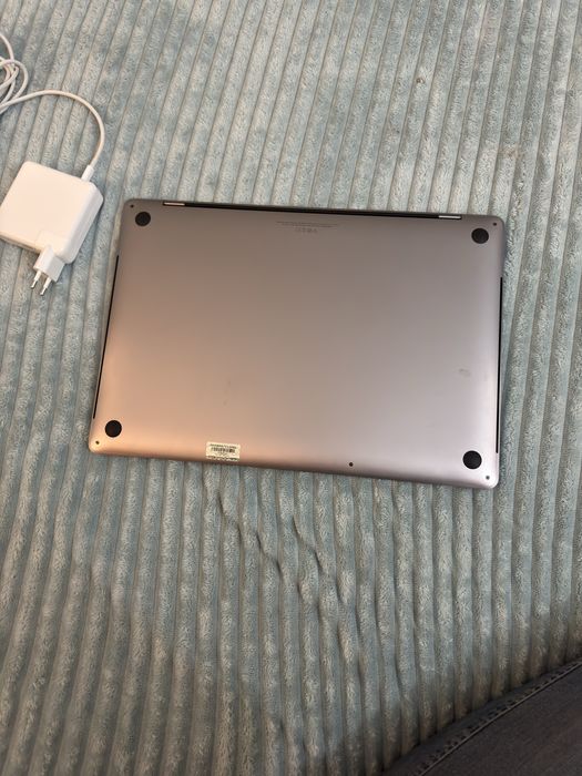 Macbook Pro 2019 Touchbar