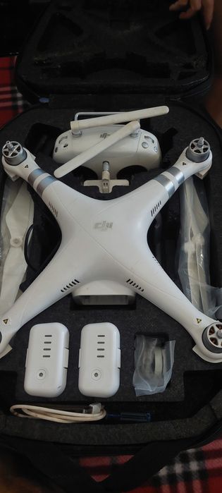 DJI Phantom 3 Advanced Acidentado + 2 Baterias + Comando + Mochila Original