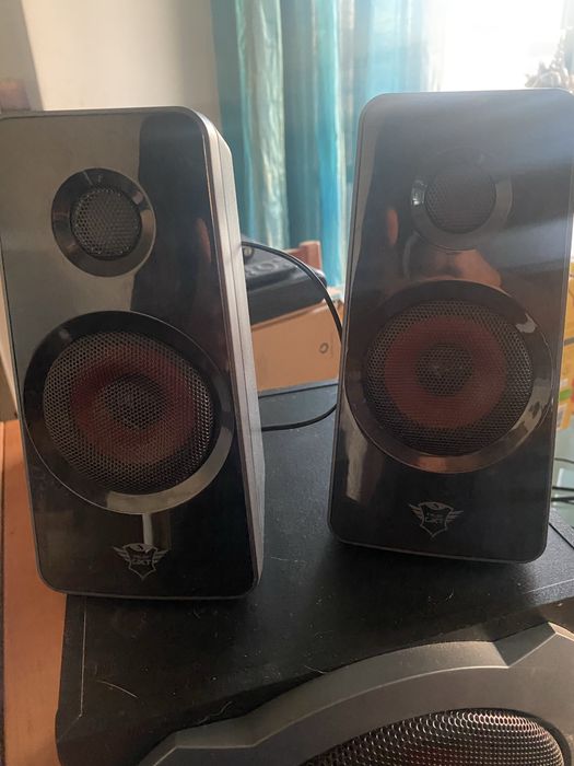 Coluna de som gtx
