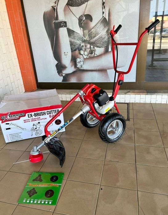 Roçadora com rodas 52cc