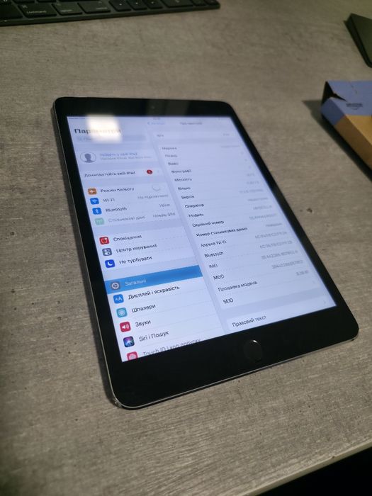 iPad Mini 3. 16GB. Space Grey. LTE. Сімкарта Як новий. Без обмежень