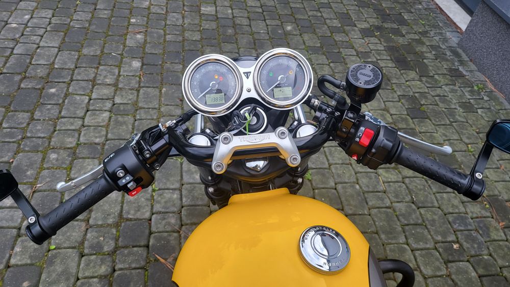 Triumph Street Cup 900 Bonneville Twin
