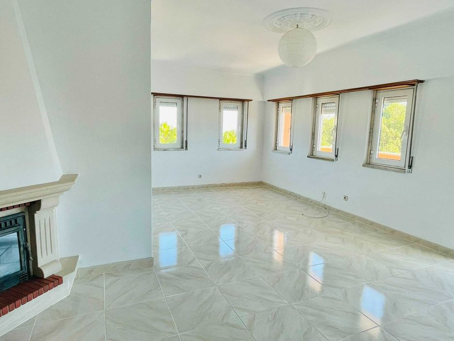 Apartamento T3 à venda na Ramada