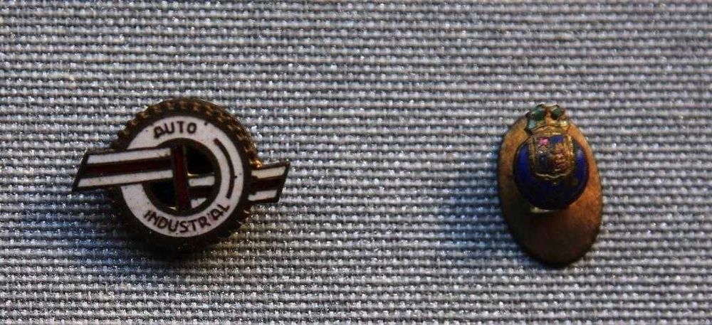 Pins da AUTO Industrial e do FCP outros mais