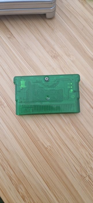 Pokémon Emerald / GameBoy Advanced SP
 Apenas faco negócios pessoalmente.

Preço ligeiramente negociável.