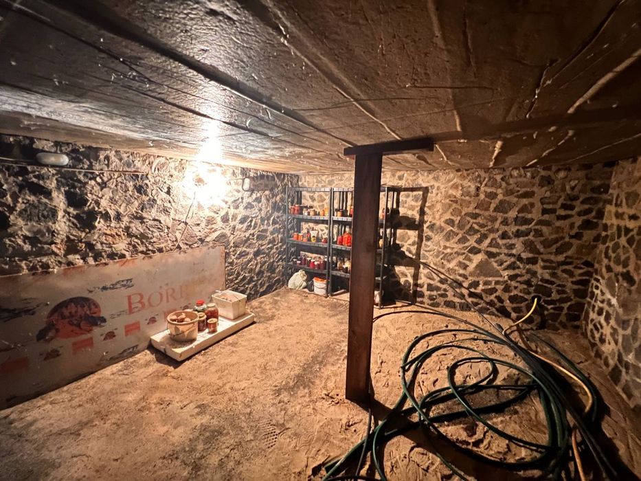 Торг‼️Просторий будинок 231м2 ТОР ЛОКАЦІЯ БЕЗ додаткових вкладень