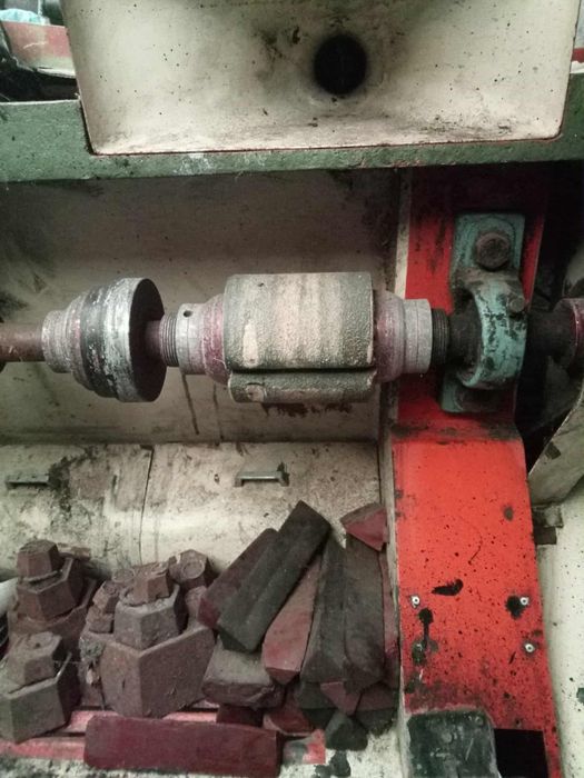 Máquina de lixar/polir sapateiro