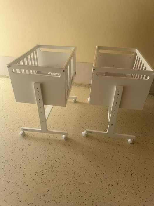 Dois Mini-Berços Micuna You & Me + Edredom e roupa de cama