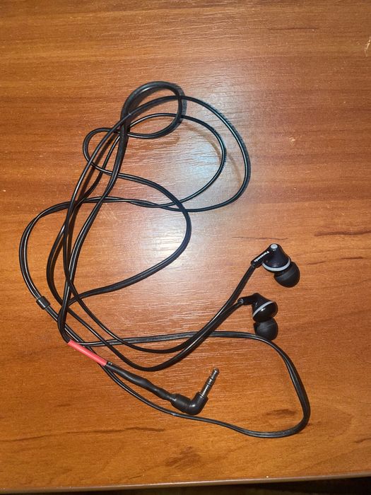 Продам Нушники PanasonicHJE125