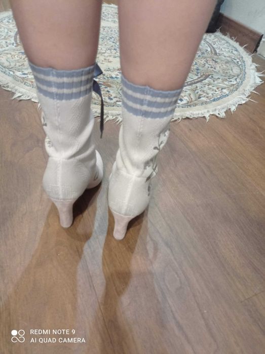 Catwalk Botki na obcasie haftowane vinted teatralne skarpeta